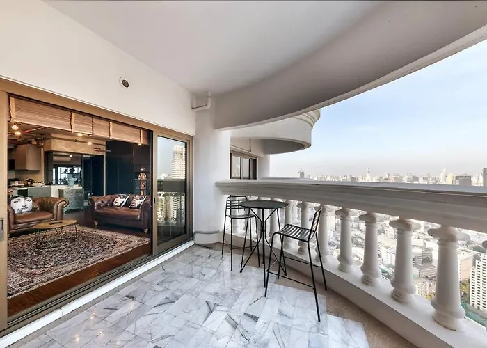 Central Bangkok Loft Style Skyline 100 Sq.M. Apt
